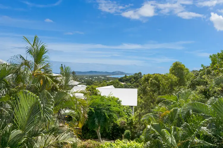 11 Grange Court, Castle Hill QLD 4810