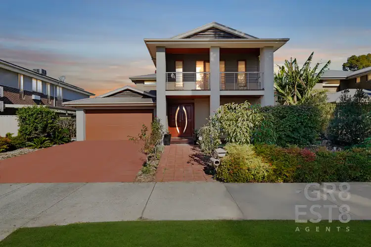 5 Sierra Boulevard, Cranbourne North VIC 3977