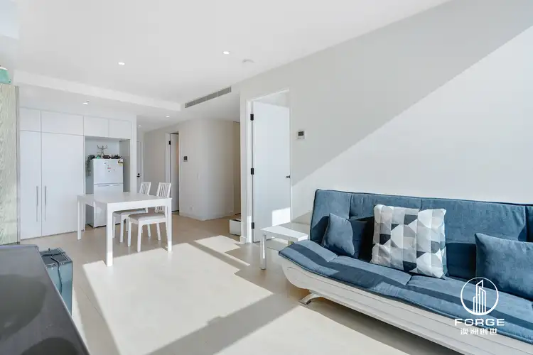 Fourth view of Homely apartment listing, 5304/370 Queen Street, Melbourne VIC 3000