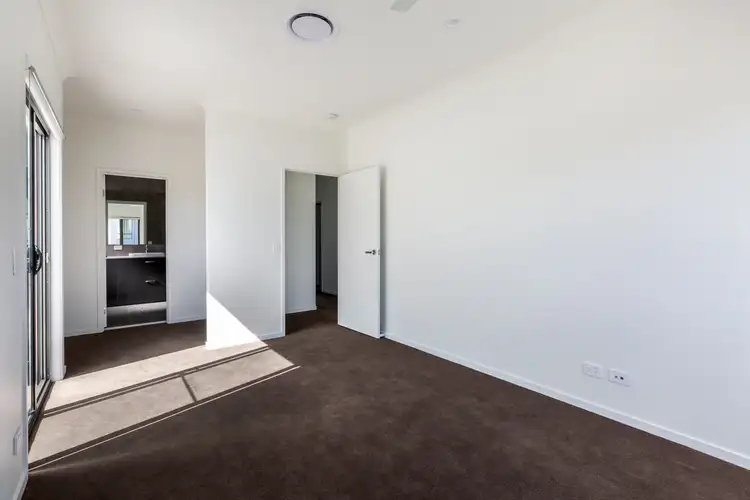 Fifth view of Homely townhouse listing, 33/1 Lyra Avenue, Hope Island QLD 4212