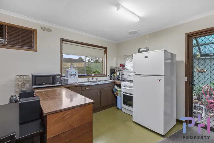 Second view of Homely unit listing, 2/22 Edwin Street, North Bendigo VIC 3550