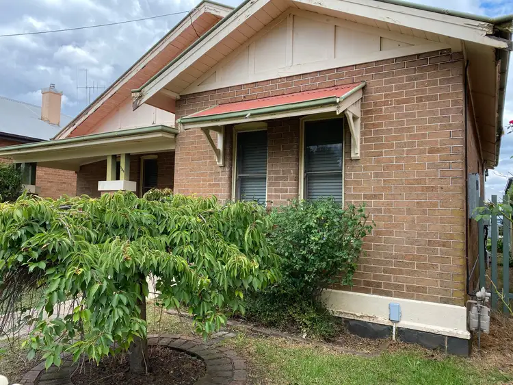384 Summer Street, Orange NSW 2800
