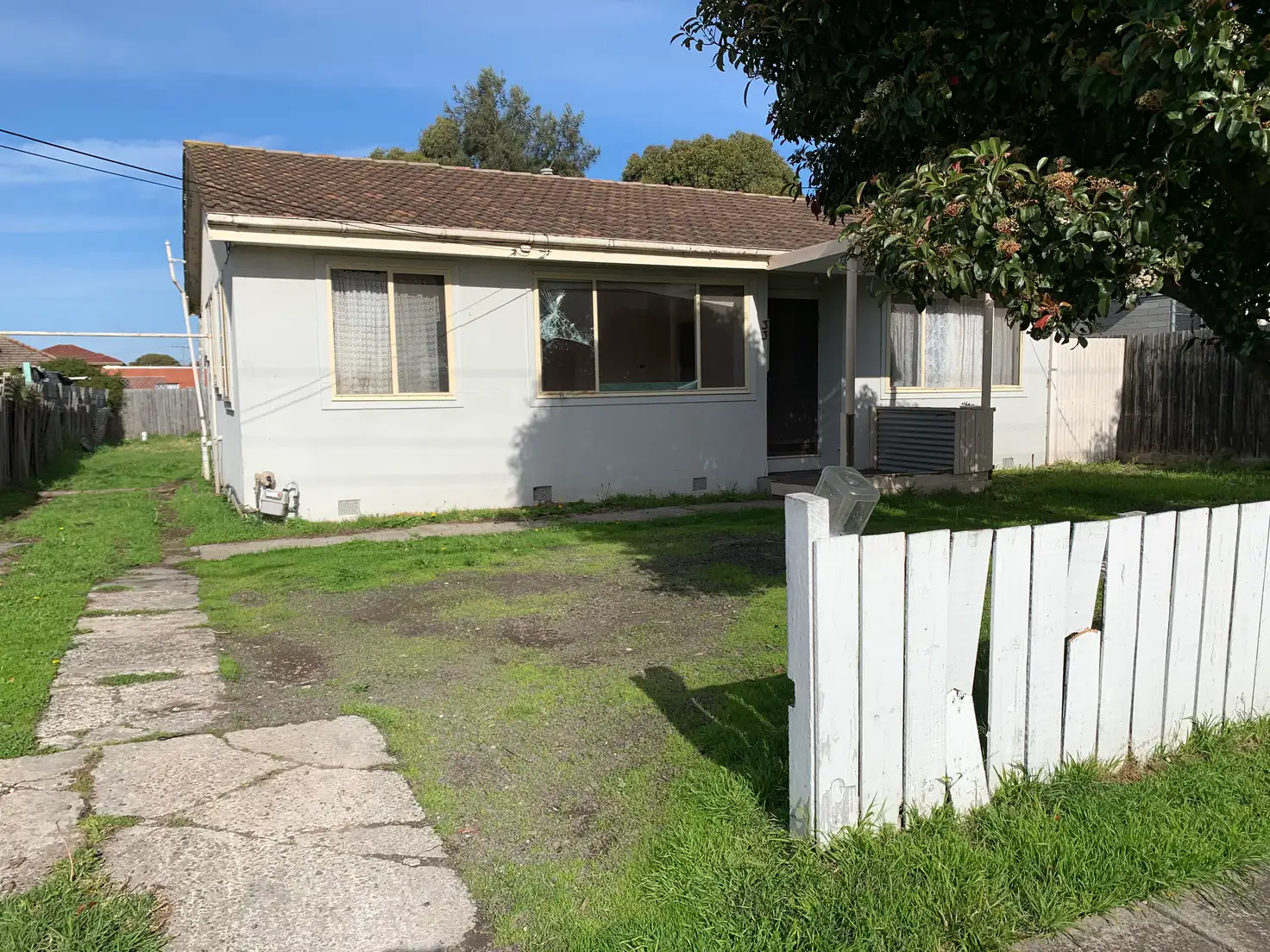 Main view of Homely house listing, 33 Waratah Street, Thomastown VIC 3074