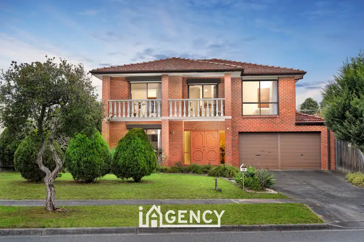 28 Endeavour Crescent, Endeavour Hills VIC 3802