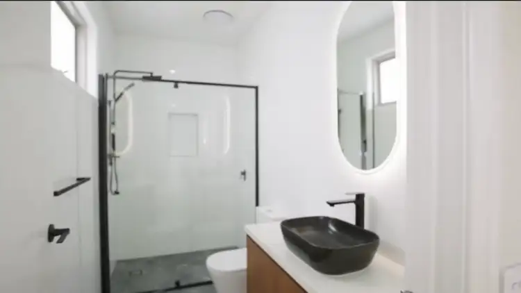 Fifth view of Homely house listing, 33 Clamoroso Drive, Clyde North VIC 3978