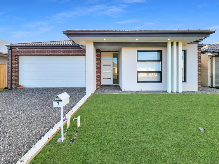 7 Vernal Circuit, Mount Duneed VIC 3217