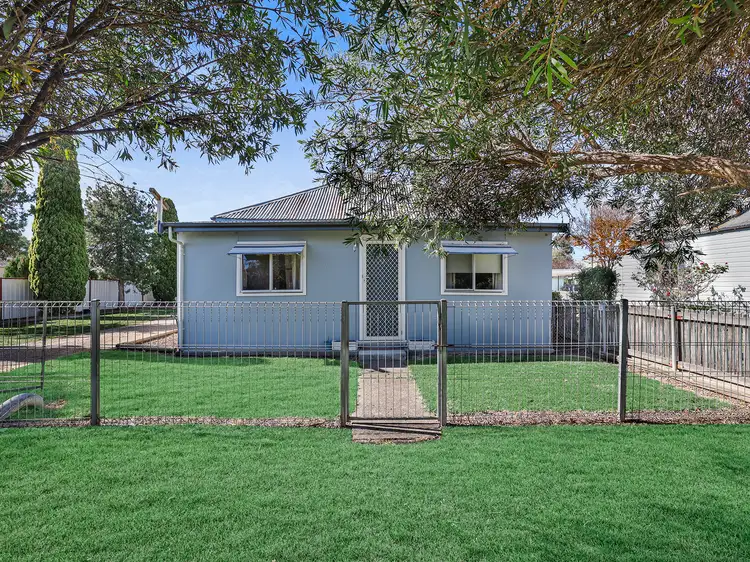 9 Pollock Street, Quirindi NSW 2343