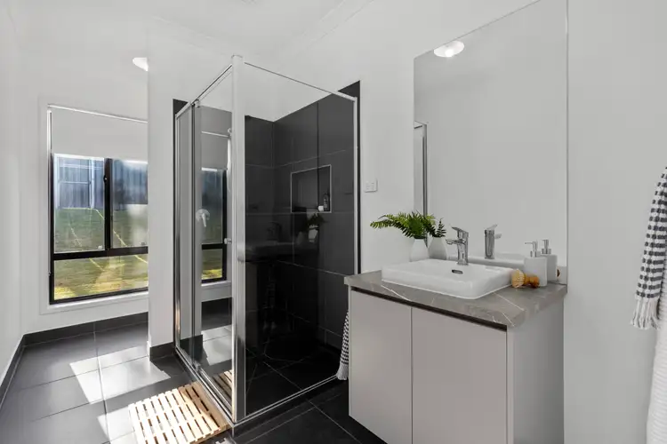 Fifth view of Homely house listing, 37 Hesse Ave, Flora Hill VIC 3550