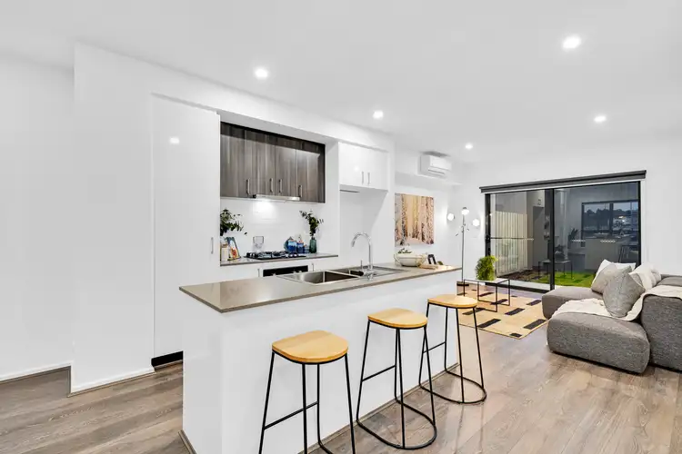 Fourth view of Homely house listing, 15 Tanzanite Court, Berwick VIC 3806