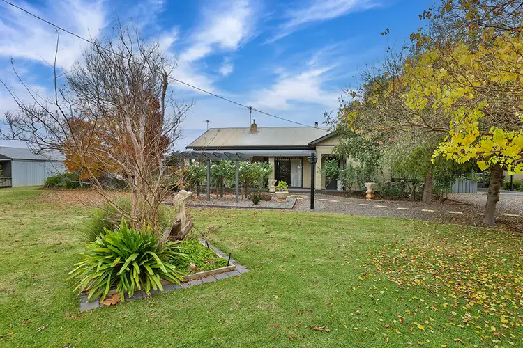118 McKays Road, Birdwoodton VIC 3505