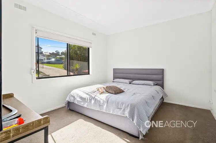 Sixth view of Homely house listing, 127 Northcliffe Drive, Lake Heights NSW 2502