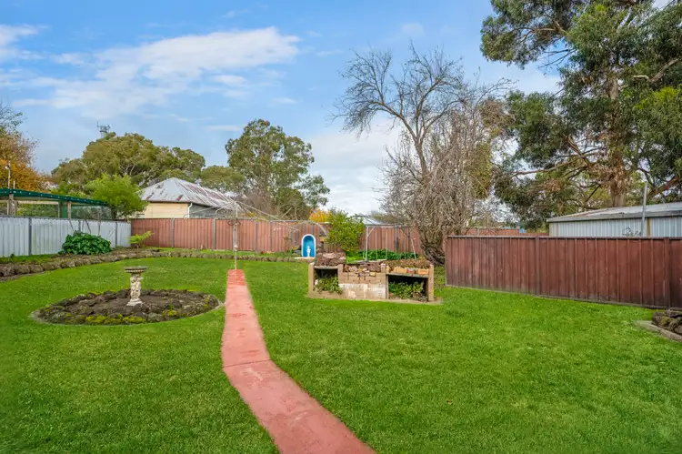 Fourth view of Homely house listing, 10 Eversley Street, Macarthur VIC 3286