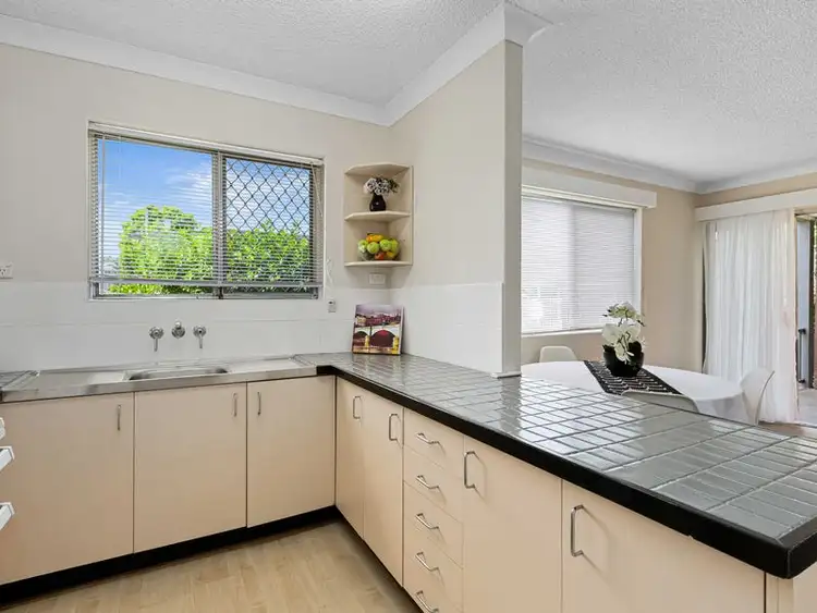Third view of Homely unit listing, 6/47 Victoria Street, Fairfield QLD 4103