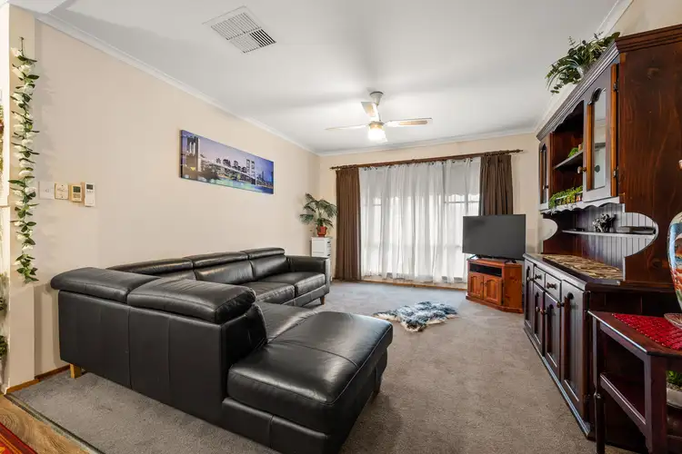 Second view of Homely house listing, 3 Gannon Court, Wodonga VIC 3690