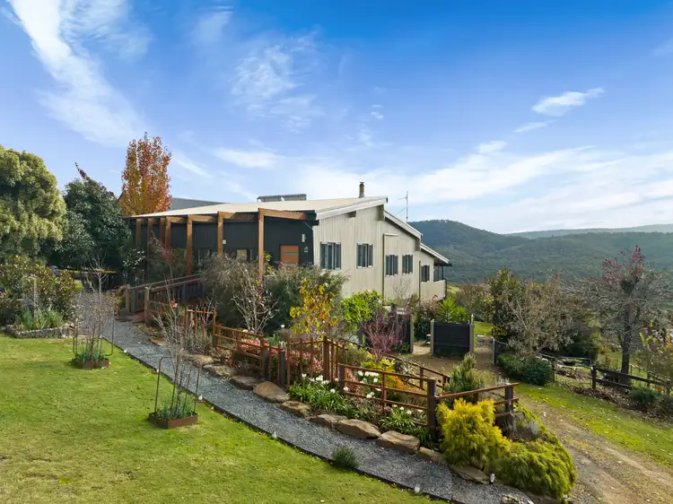 60 Alpine Ridge Drive, Merrijig VIC 3723
