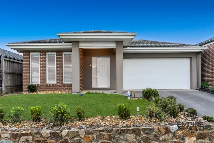 13 Grande Belmond Avenue, Clyde VIC 3978