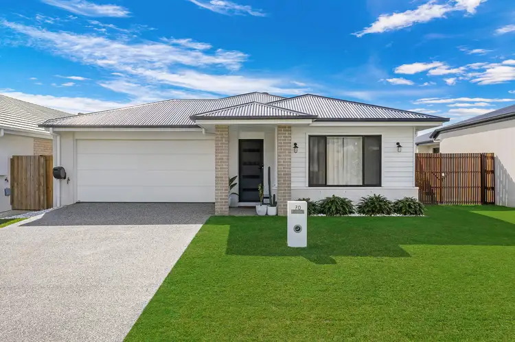 70 Palatial Crescent