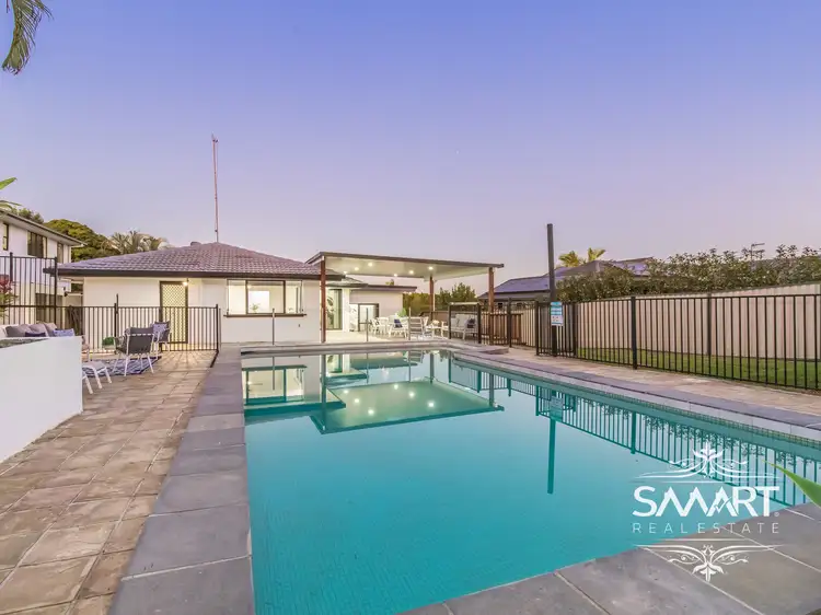 10 Ocean View Street, Benowa QLD 4217