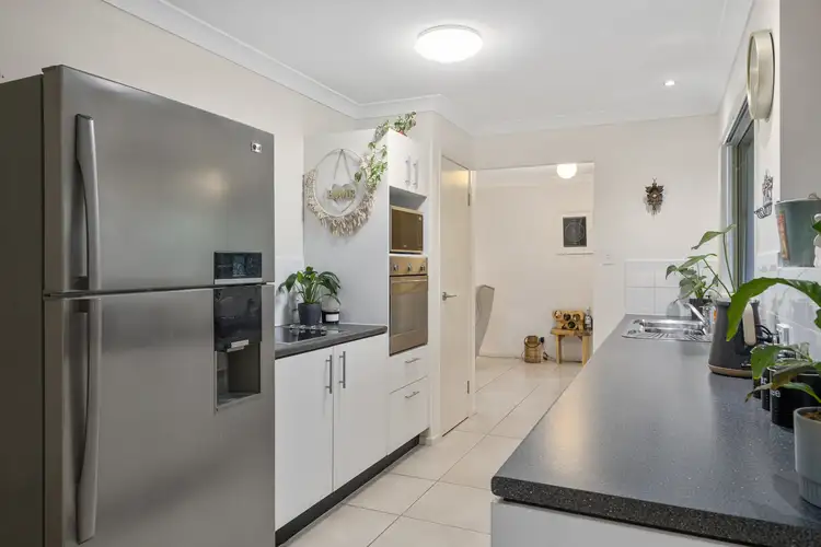 8 Rainbow Court, Glass House Mountains QLD 4518