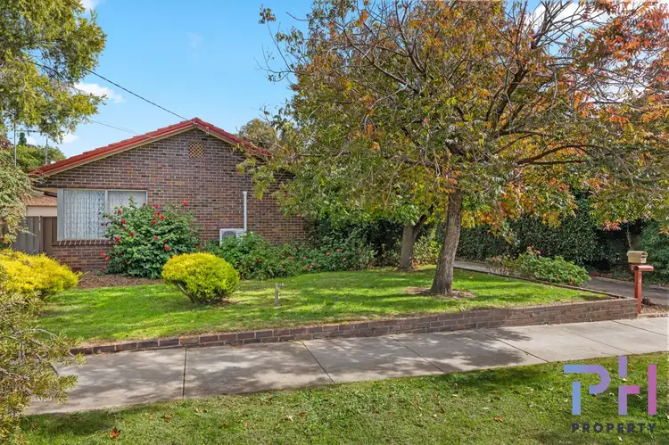 4 Button Street, Strathdale VIC 3550