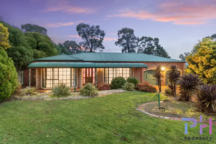 12 Greenwood Drive, Kennington VIC 3550