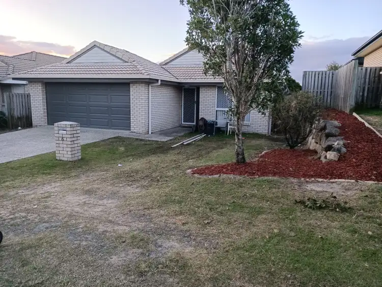 6 Reynolds Close, Redbank Plains QLD 4301