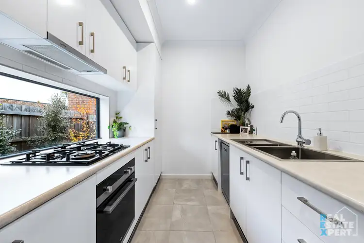 Fifth view of Homely townhouse listing, 5 Sheba Court, Hallam VIC 3803