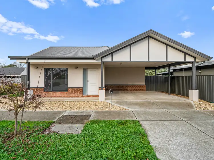 2 Clarke Street, Mansfield VIC 3722