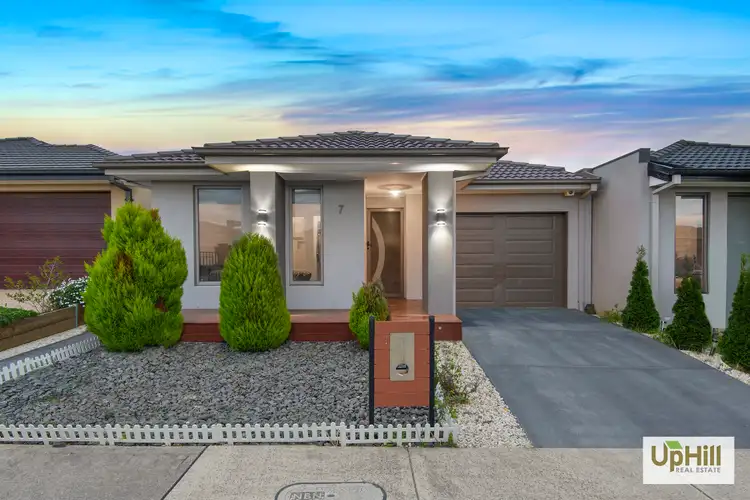 7 Cochin Drive, Clyde North VIC 3978