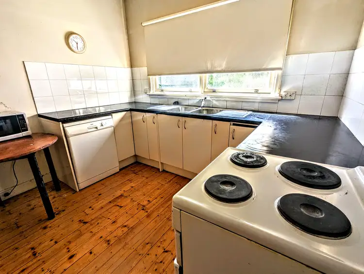 Fifth view of Homely house listing, 12 GROVER STREET, Pascoe Vale VIC 3044