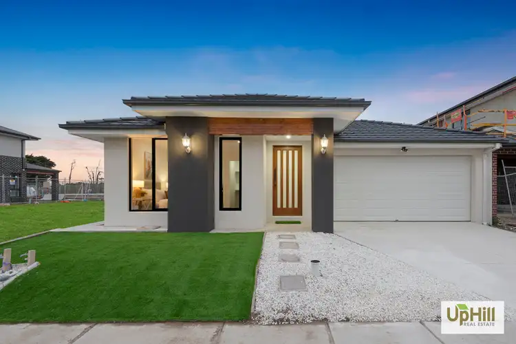 4 Ochre Street, Clyde North VIC 3978