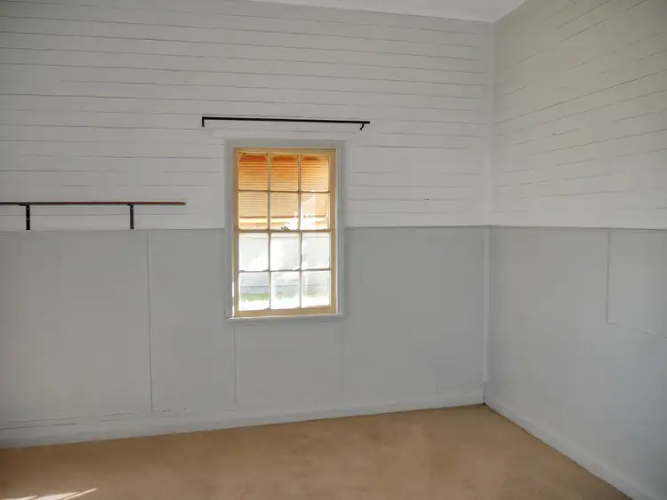 Fifth view of Homely house listing, 5 Chantilly St, Narrandera NSW 2700