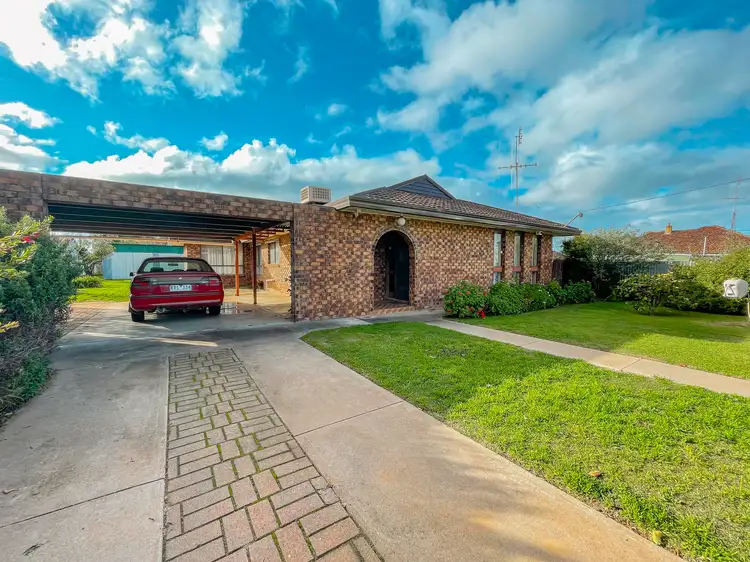 5 Coutts Street, Boort VIC 3537