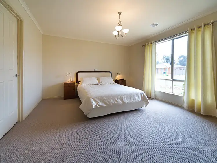 Third view of Homely house listing, 21 Innisbrook Avenue, Wodonga VIC 3690