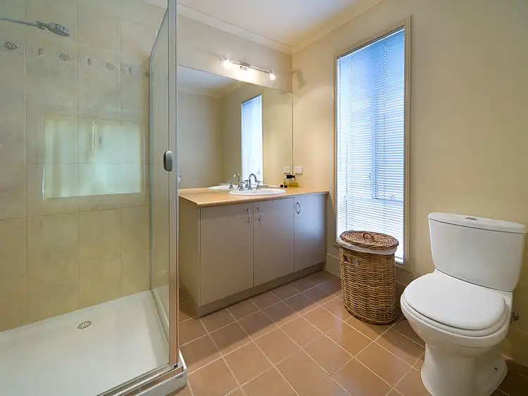 Fourth view of Homely house listing, 21 Innisbrook Avenue, Wodonga VIC 3690