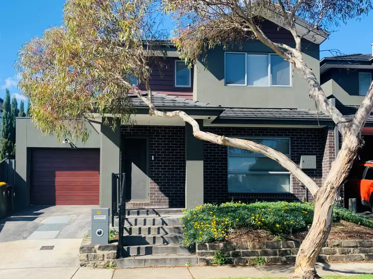 2A Grevillia Road, Pascoe Vale VIC 3044