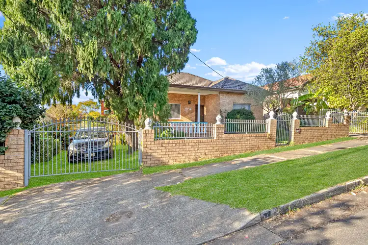 52 Dennis Street, Lakemba NSW 2195