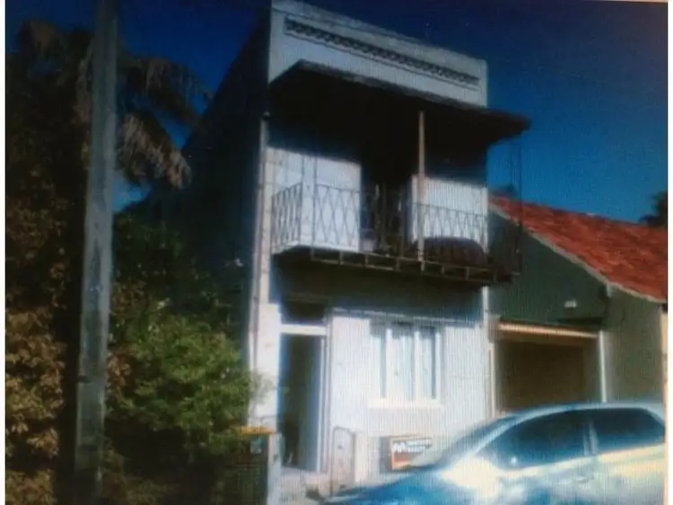 15 Robert Street