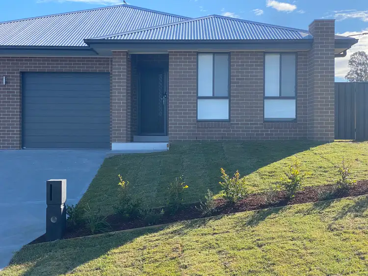 1/9 Dinton Street, Greta NSW 2334