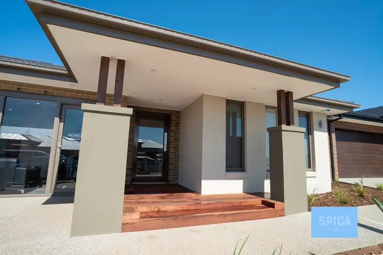 6 IRVINE RISE, Werribee VIC 3030