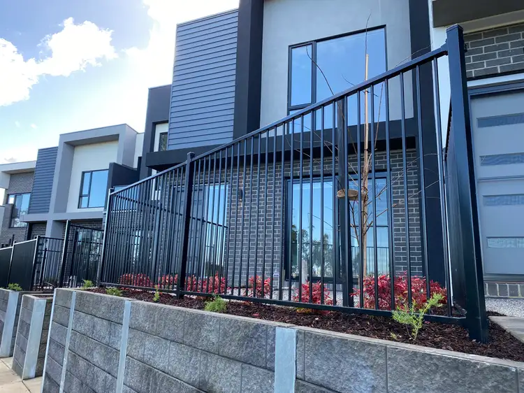 Main view of Homely house listing, 31 Creekview Way, Cranbourne West VIC 3977