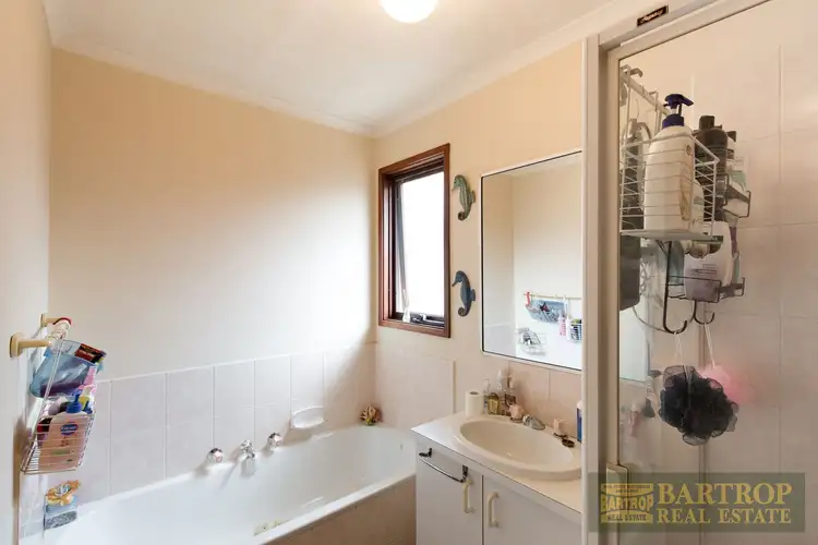 Fifth view of Homely unit listing, 8 Florence Court, Brown Hill VIC 3350