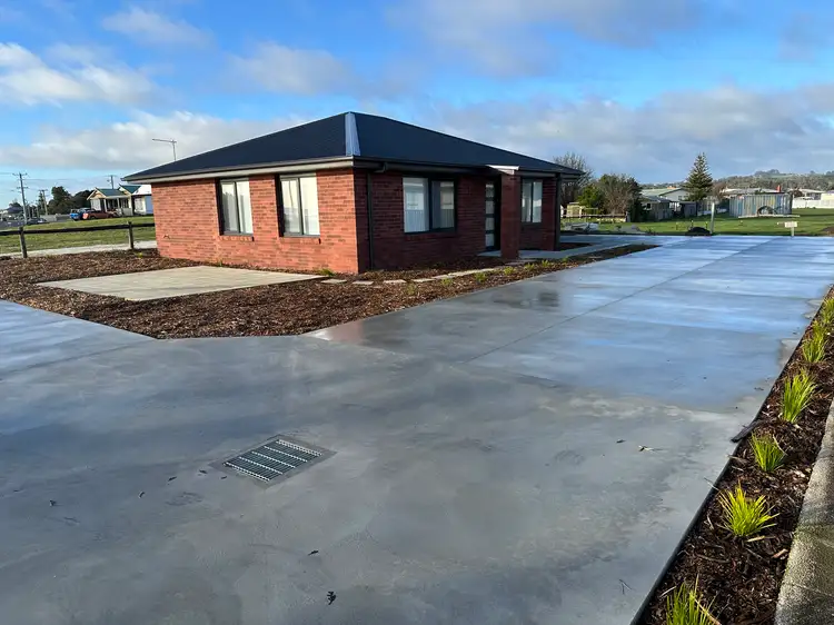 Fifth view of Homely unit listing, 1/13a Old Bass Highway, Wynyard TAS 7325
