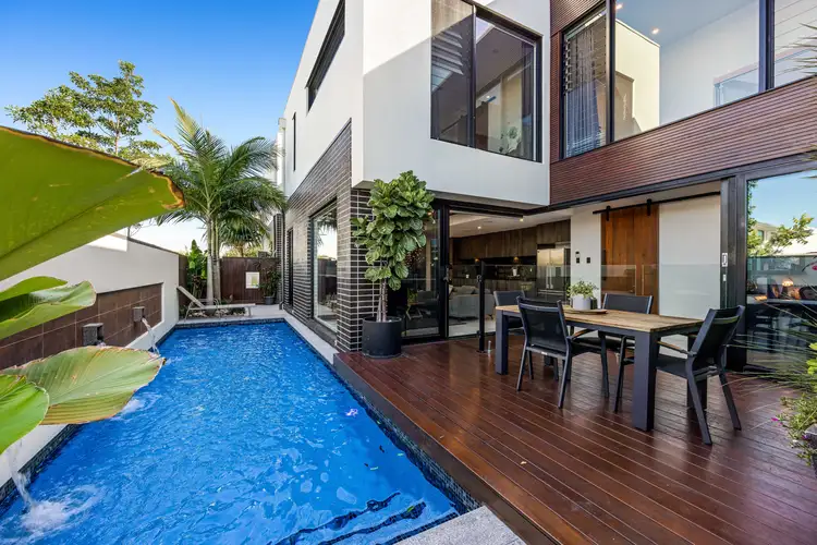 12 Leslie Crescent, Baringa QLD 4551