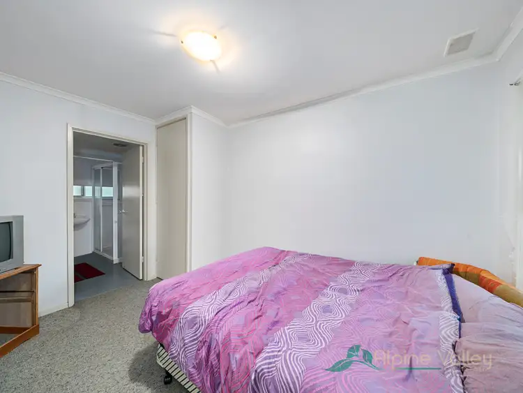 Fifth view of Homely unit listing, 6/25 Fairway Avenue, Mount Beauty VIC 3699