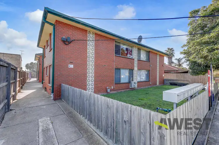 8 Burnewang Street
