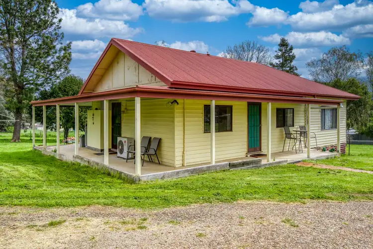 Second view of Homely rural property listing, 4 Dunstan Court, Eskdale VIC 3701