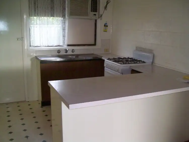 Second view of Homely unit listing, 4/10 Reilly Avenue, Benalla VIC 3672