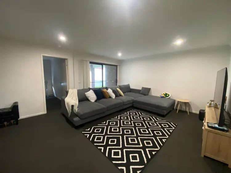 Fifth view of Homely block of units listing, 18 Royce Crescent, Lavington NSW 2641
