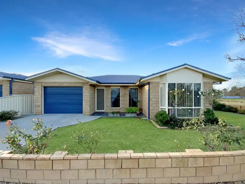 Main view of Homely villa listing, 14 Clarence Street, Forbes NSW 2871